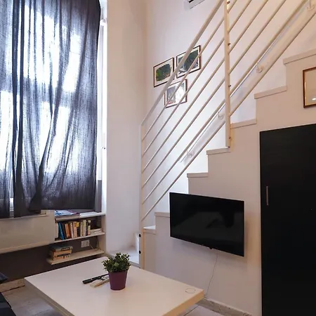 Primopiano - Schiaparelli A Flat 밀라노