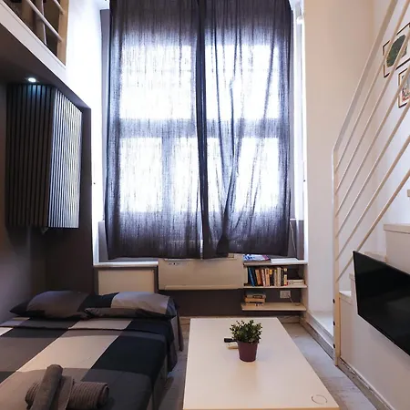 Primopiano - Schiaparelli A Flat Apartamento
