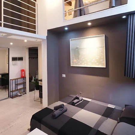 Primopiano - Schiaparelli A Flat * 밀라노