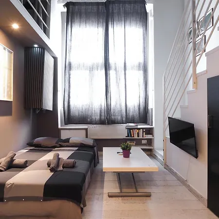Apartamento Primopiano - Schiaparelli A Flat Milão