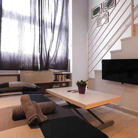 Primopiano - Schiaparelli A Flat * Milão