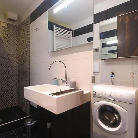 Apartment Primopiano - Schiaparelli A Flat
