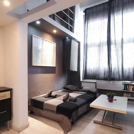 Apartment Primopiano - Schiaparelli A Flat