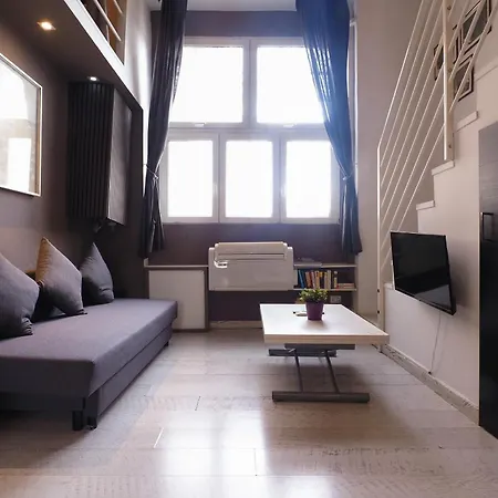 Apartamento Primopiano - Schiaparelli A Flat *