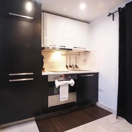 Primopiano - Schiaparelli A Flat * Milão